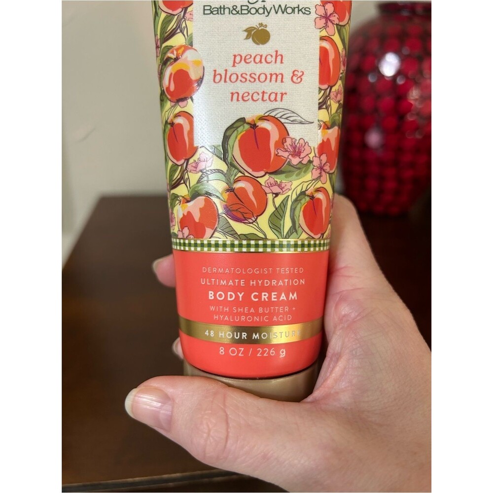 Vera Bradley x Bath & Body Works Peach Blossom & Nectar Hydration Body Cream - Picture 3 of 12
